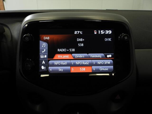 Toyota AYGO 1.0 VVT-i X-Play Limited NAVI/CAMERA/AIRCO/BLUETOOTH!