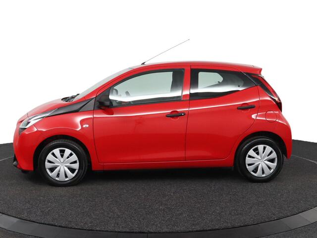 Toyota AYGO 1.0 VVT-i x-fun | Airco | Bluetooth |
