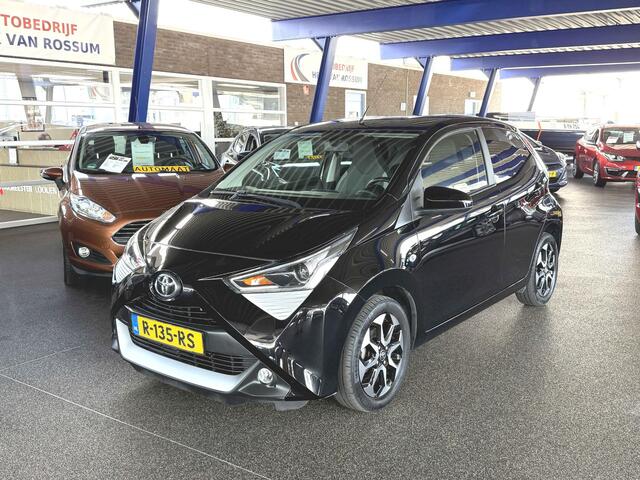 Toyota AYGO 1.0 VVT-i x-joy Climate-control | Carplay | Camera | Cruise | stoelverwarming.