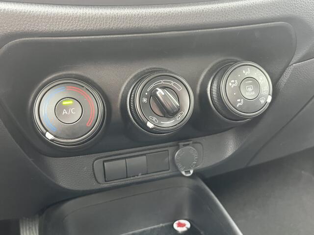 Toyota AYGO X 1.0 VVT-i MT / Airco /
