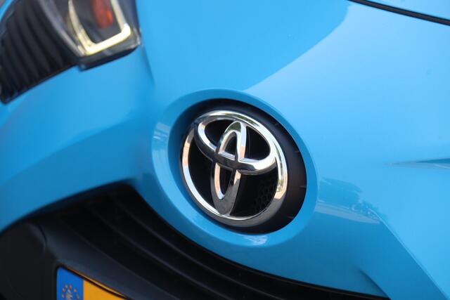 Toyota AYGO 1.0 VVT-i x-play, Carplay, Camera, Airco