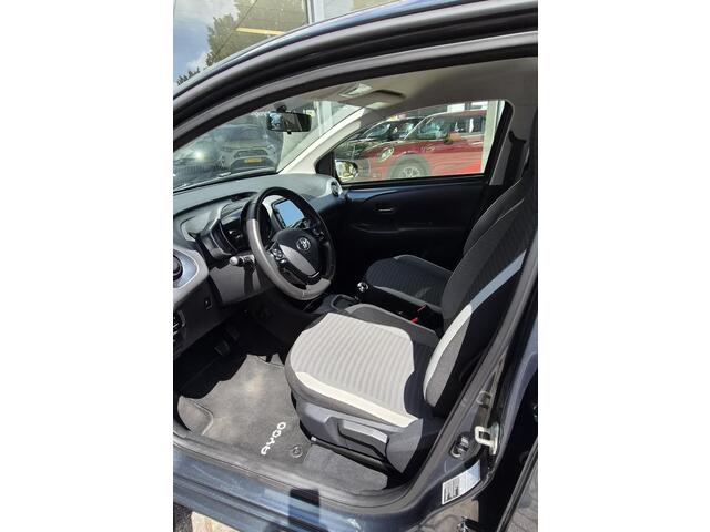 Toyota AYGO 1.0 VVT-i X-Play