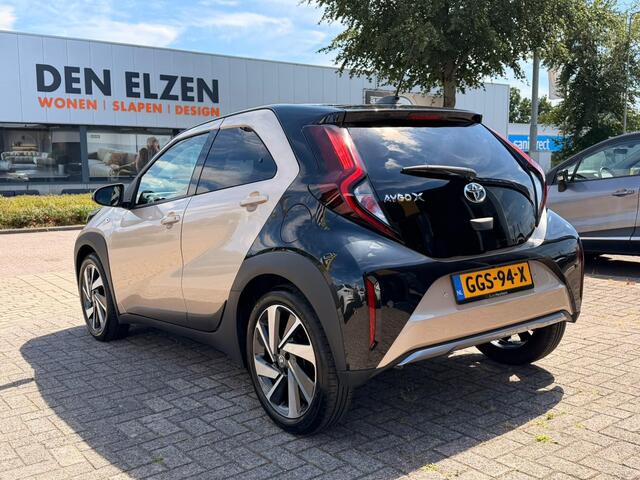 Toyota AYGO X 1.0 VVT-i MT Envy | 1e Eigenaar | NL-Auto | Camera |