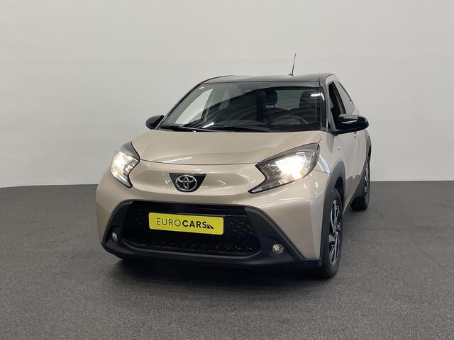 Toyota AYGO X 1.0 VVT-i Automaat Pulse Navigatie Apple Carplay/Android Auto Camera 17" Lichtmetalen Velgen Climate Control Adaptieve Cruise Control Two Tone