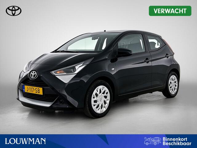Toyota AYGO 1.0 VVT-i x-play | Dealer onderhouden | Apple CarPlay/Android Auto | Airco | Achteruitrijcamera | Elektrisch verstelbare buitenspiegels |