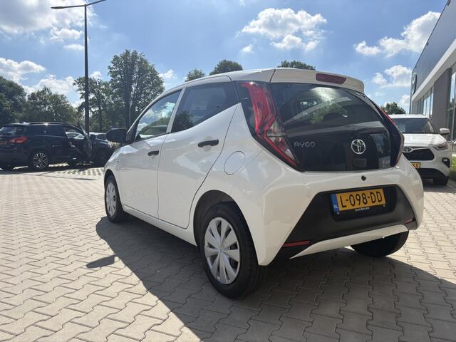 Toyota AYGO 1.0 VVT-i x-fun