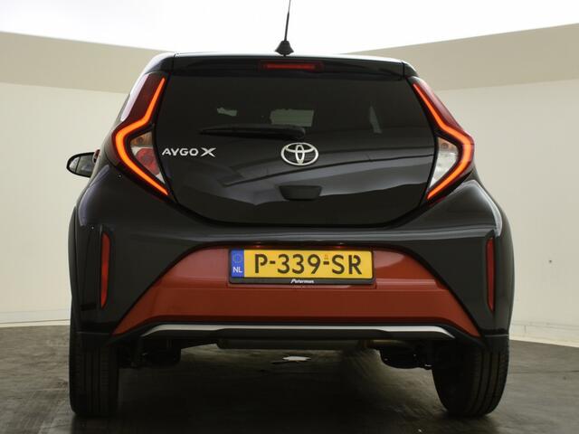 Toyota AYGO X 1.0 VVT-i MT Envy Bi-Tone | Halfleer | JBL-audio | Navigatie