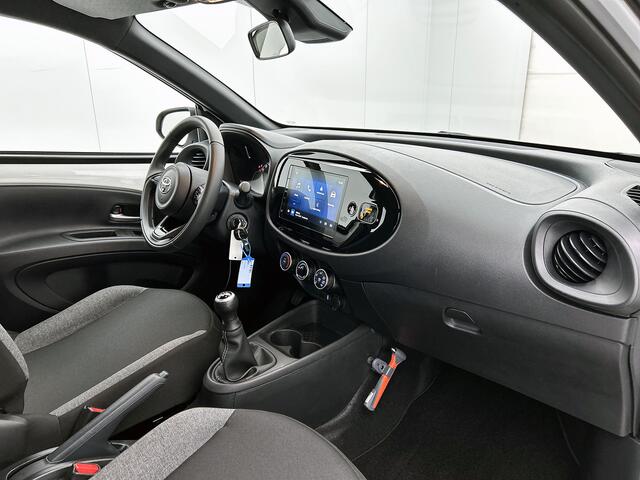 Toyota AYGO X 1.0 VVT-i MT Play