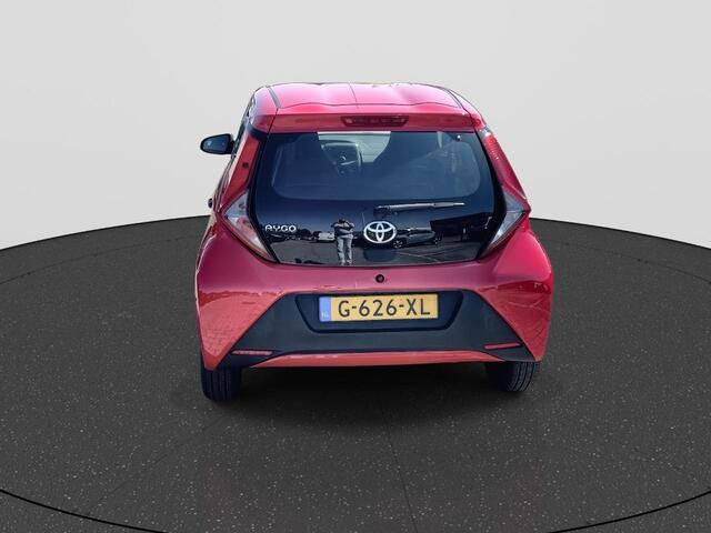 Toyota AYGO 1.0 VVT-i x-fun