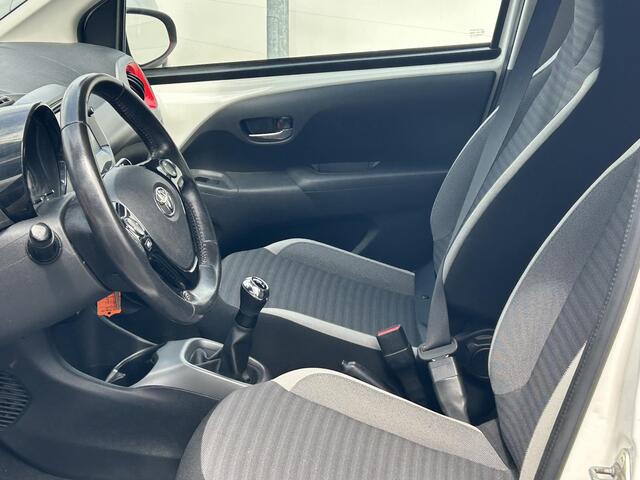 Toyota AYGO 1.0 VVT-i x-cite | Carplay | Camera | 15" Velgen | Cruise Limiter