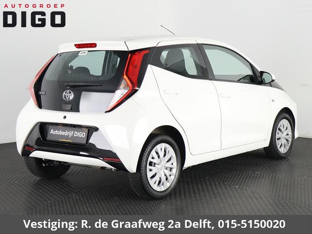 Toyota AYGO 1.0 VVT-i X-Play Automaat