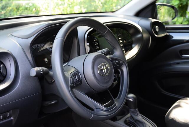 Toyota AYGO X 1.0 VVT-i S-CVT Play | Automaat | 1e eigenaar | Dealer onderhouden |