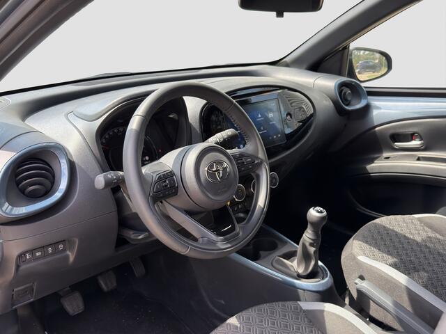 Toyota AYGO X 1.0 VVT-i MT Pulse | TwoTone | AllSeason | Camera | Apple Carplay