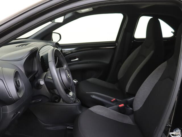 Toyota AYGO X 1.0 VVT-i MT Play