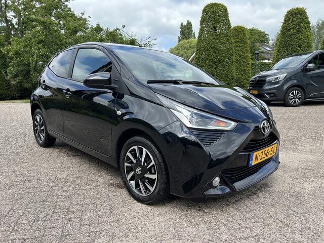 Toyota AYGO 1.0 VVT-i x-cite ultimate,camera,clima.