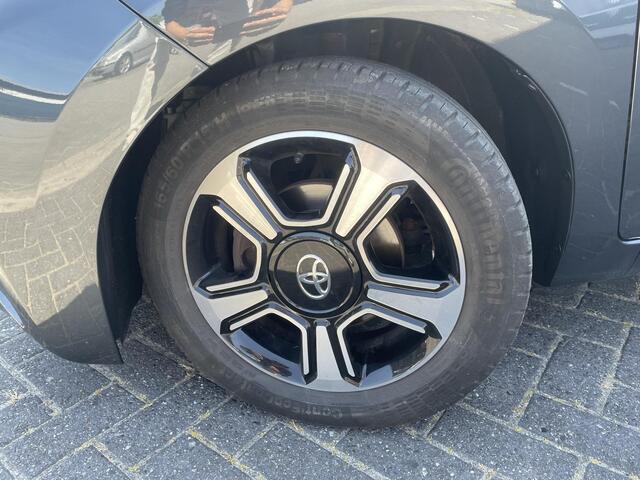 Toyota AYGO 1.0 VVT-i x-play
