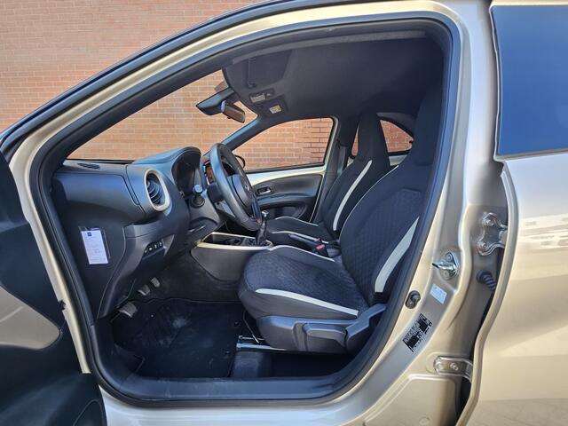 Toyota AYGO X 1.0 VVT-i MT Play