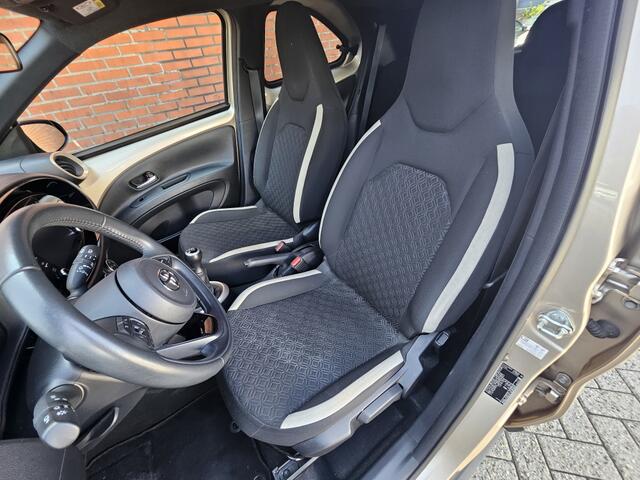 Toyota AYGO X 1.0 VVT-i MT Play