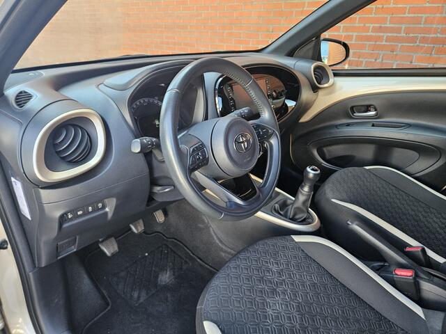 Toyota AYGO X 1.0 VVT-i MT Play