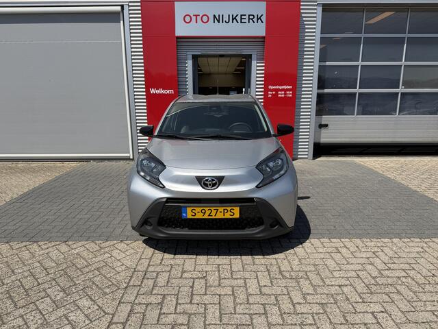 Toyota AYGO X 1.0 VVT-i S-CVT Play