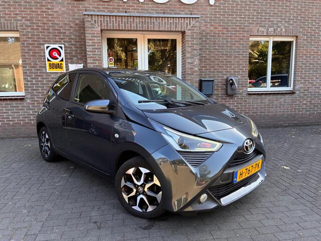 Toyota AYGO 1.0 VVT-I X-CITE CARPLAY/CAMERA/2e EIG/ NAP