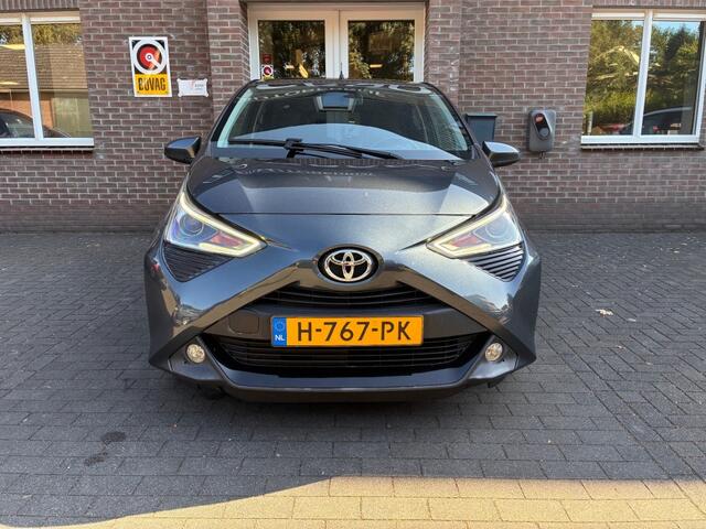 Toyota AYGO 1.0 VVT-I X-CITE CARPLAY/CAMERA/2e EIG/ NAP