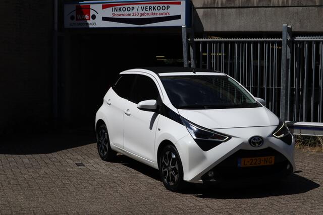 Toyota AYGO 1.0 VVT-i x-joy cabrio