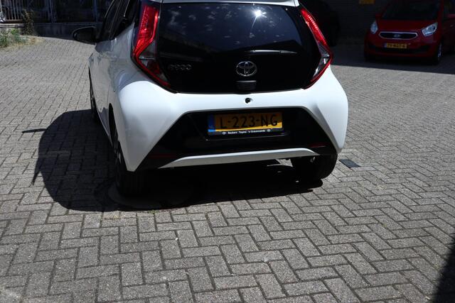 Toyota AYGO 1.0 VVT-i x-joy cabrio