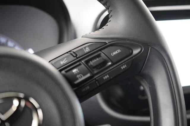 Toyota AYGO X 1.0 VVT-i MT Play | Carplay | Stoelverwarming | Achteruitrijcamera | Lm velgen