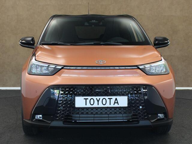 Toyota AYGO X Hybrid 115 pulse - NIEUWE AUTO - DIVERSE KLEUREN BESCHIKBAAR - PARKEERSENSOREN VOOR EN ACHTER - KEYLESS ENRTY & START - STOEL VERWARMING - DRAADLOZE TELEFOONLADER - AUTOMATISCH INKLAPBARE BUITENSPIEGELS
