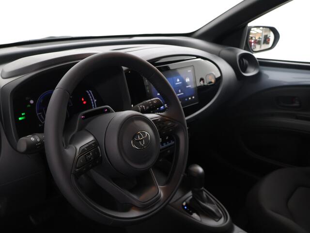 Toyota AYGO X Hybrid 115 play