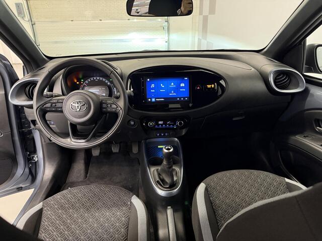 Toyota AYGO X 1.0 VVT-i MT Premium PDC / Carplay / Keyless