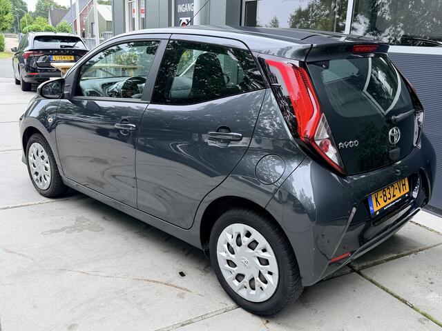 Toyota AYGO 1.0 VVT-i x-play Camera Apple Carplay