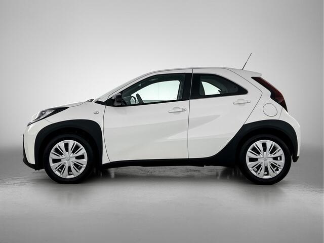 Toyota AYGO X 1.0 VVT-i S-CVT Play