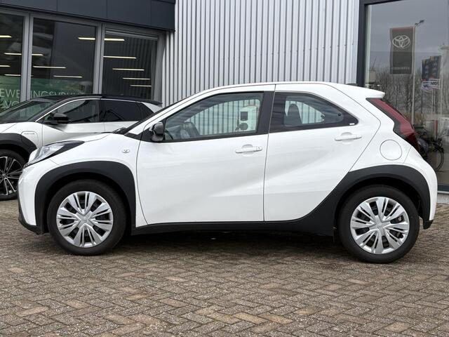 Toyota AYGO X 1.0 VVT-i MT Play