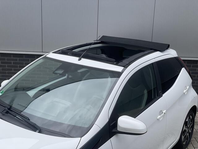 Toyota AYGO 1.0 VVT-i x-joy cabrio