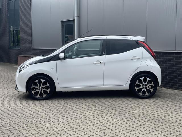 Toyota AYGO 1.0 VVT-i x-joy cabrio