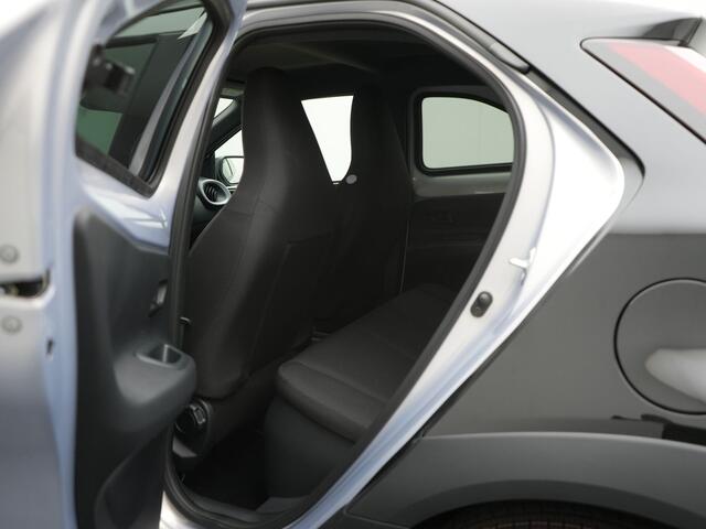 Toyota AYGO X Hybrid 115 pulse ||Comfortpakket|| incl ¤ 1.000,- inruilkorting