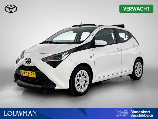 Toyota AYGO 1.0 VVT-i x-play cabrio | 1e Eigenaar | NIEUW GELEVERD & ONDERHOUDEN | Apple Carplay / Android Auto | SL32