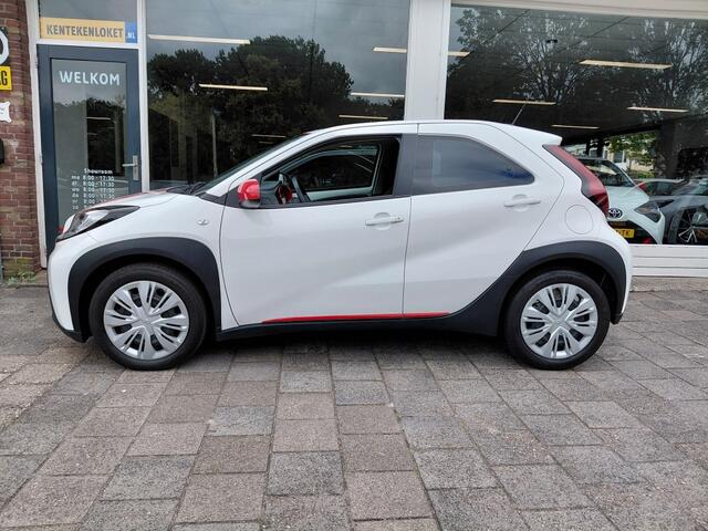 Toyota AYGO X 1.0 VVT-i MT Play