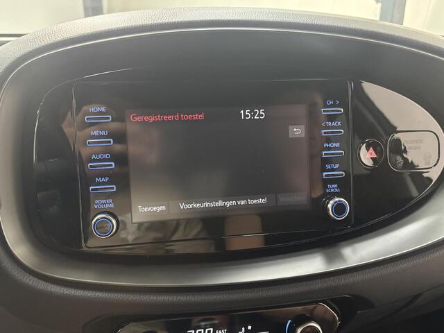 Toyota AYGO X FIRST*ACC*CAMERA*ECC*CARPLAY*5-DEURS*NAP*LM-VELGEN