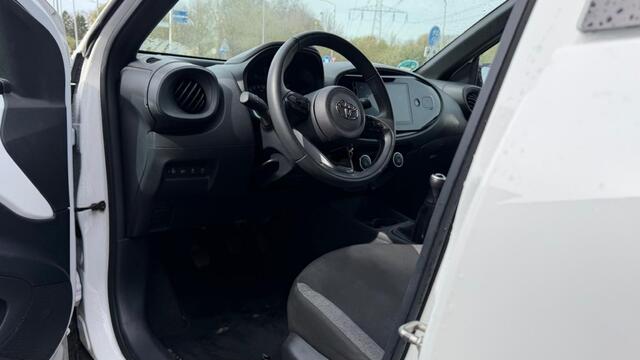 Toyota AYGO X 1.0 VVT-i MT Play