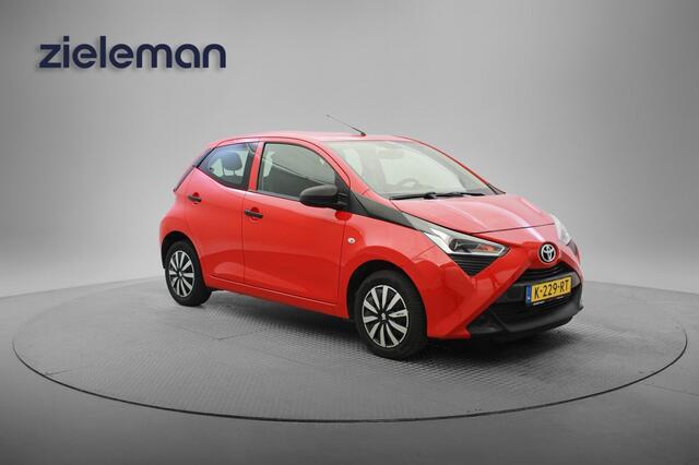 Toyota AYGO 1.0 VVT-I X-Fun - Airco, Multifunctioneel stuur, Bluetooth