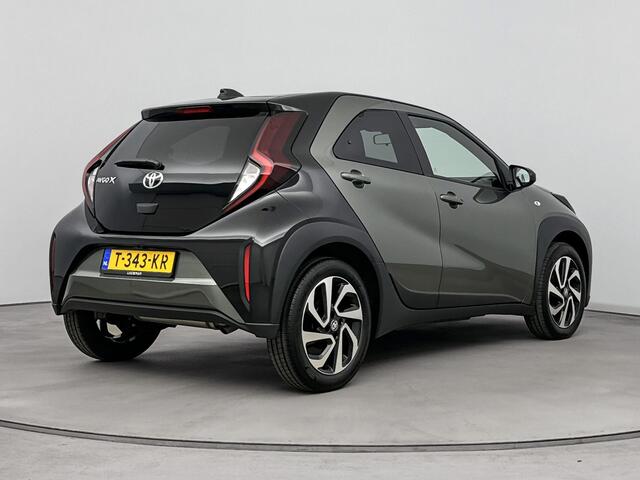 Toyota AYGO X 1.0 VVT-i S-CVT Pulse | Dealer onderhouden | LED verlichting | Climate Control | Cruise Control Adaptive | Achteruitrijcamera \