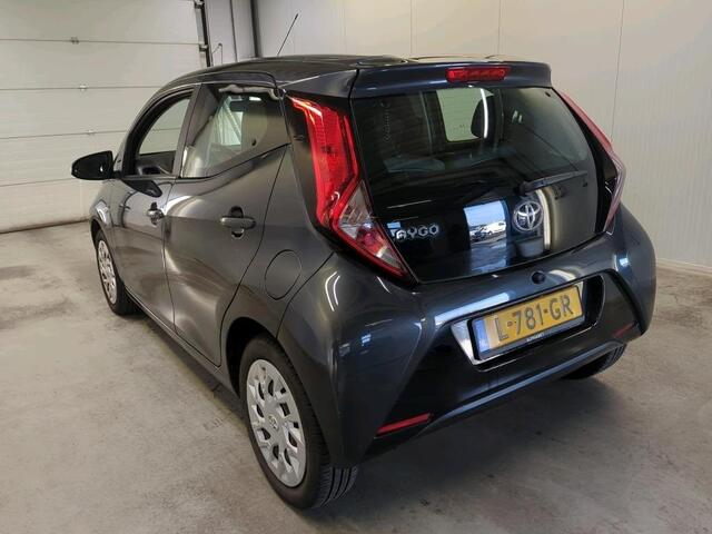 Toyota AYGO 1.0 VVT-i x-Play, Camera! Carplay! VERWACHT!!
