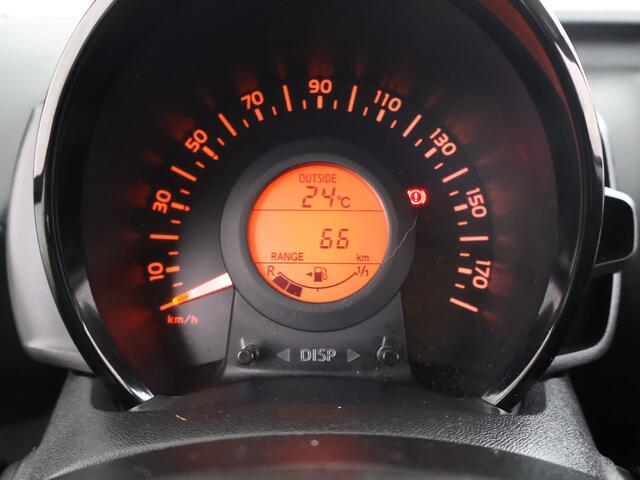 Toyota AYGO 1.0 VVT-i x-fun | Dealer onderhouden | Airco | Bluetooth | Speed Limiter | Elektrische ramen voor |
