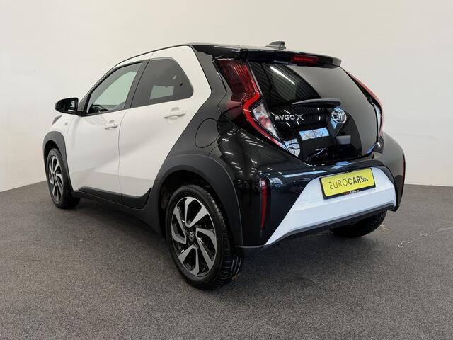 Toyota AYGO X 1.0 VVT-i Automaat Pulse Navigatie Apple Carplay/Android Auto Camera 17" Lichtmetalen Velgen Climate Control Adaptive Cruise Control Two Tone