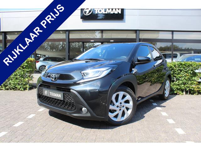Toyota AYGO X 1.0 VVT-i MT first | Rijklaar | Stoelverw. | Clima | LED | Apple/Android | Privacy glass | LM-velgen | All-seasons