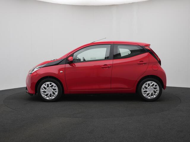 Toyota AYGO 1.0 VVT-i x-play ||Apple car play/ android auto||
