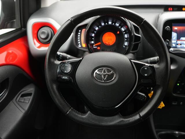 Toyota AYGO 1.0 VVT-i x-play ||Apple car play/ android auto||